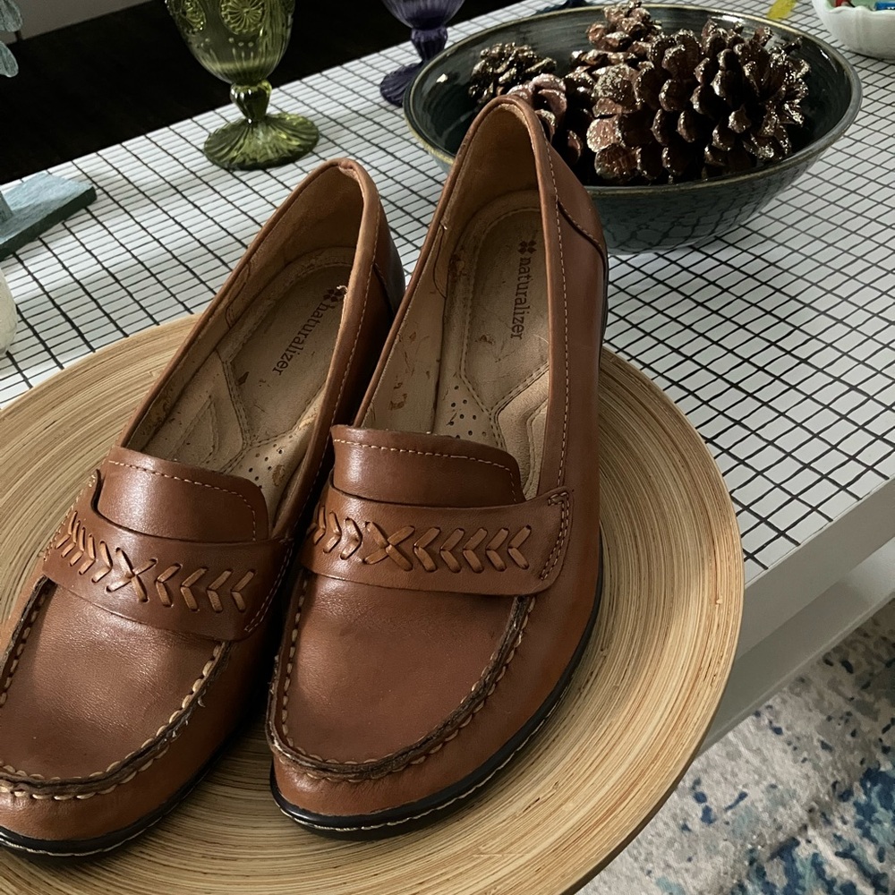 Naturalizer Tan Loafers - Picture 5 of 5